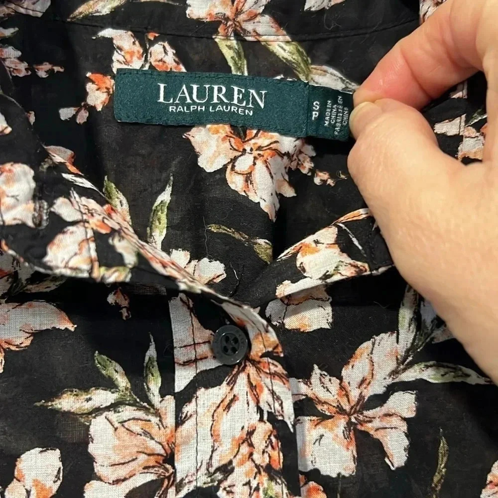 Lauren Ralph Lauren Courtenay black with pink floral design top size small - Picture 6 of 10